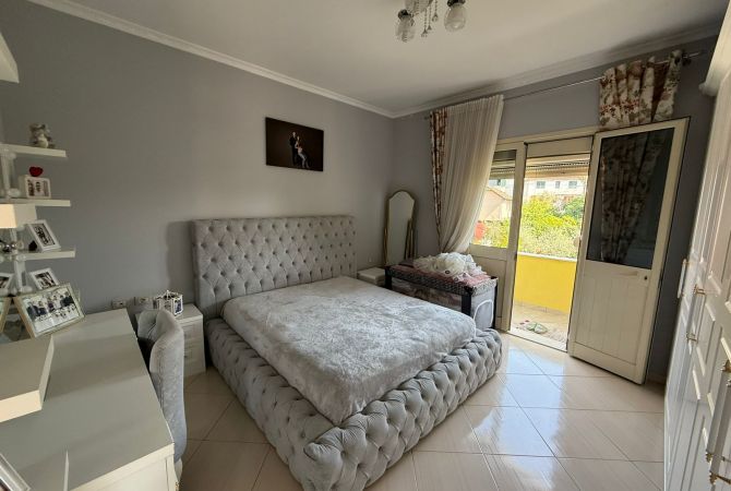 Villa di lusso in vendita a Tirana 2+1, Arredato