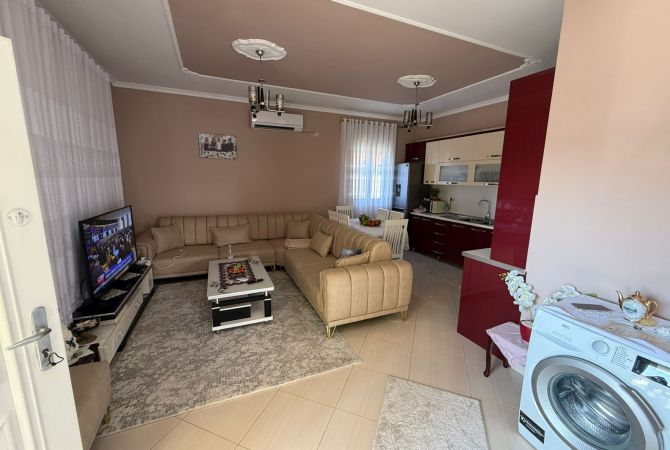 Villa di lusso in vendita a Tirana 2+1, Arredato