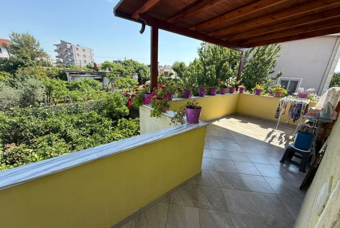 Villa di lusso in vendita a Tirana 2+1, Arredato