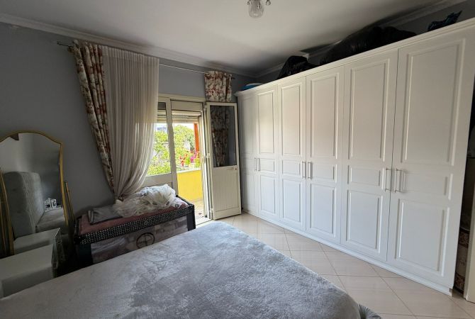 Villa di lusso in vendita a Tirana 2+1, Arredato