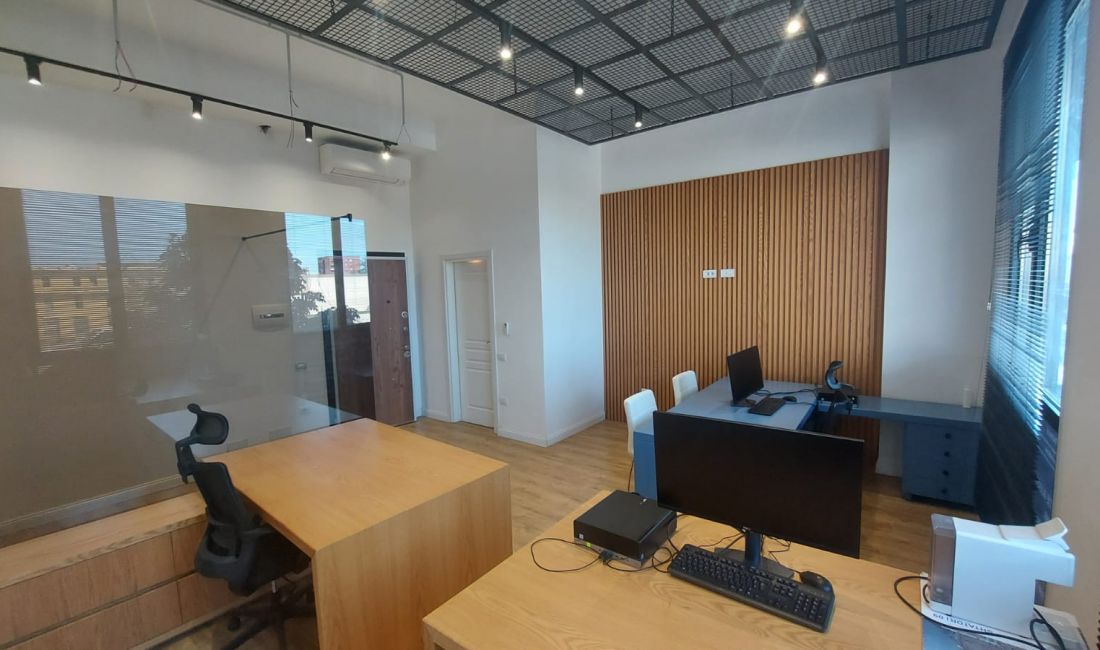 Shitet Ambient Zyre te Rr Kongresi Manastirit, Tirane - 105,000Euro | 42 m2