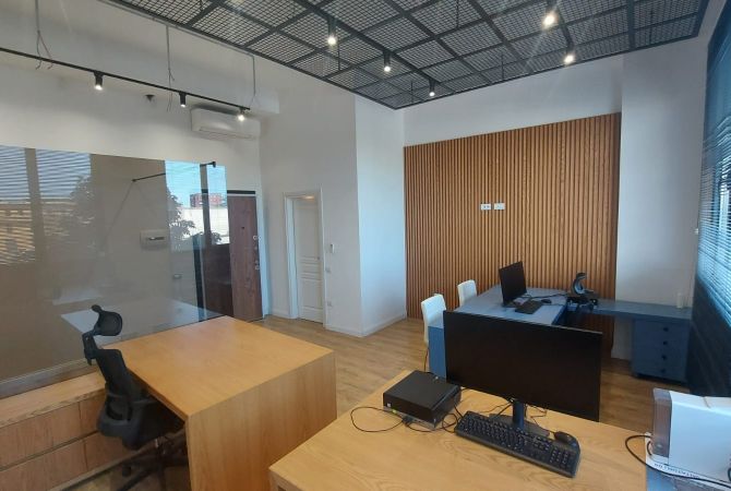 Shitet Ambient Zyre te Rr Kongresi Manastirit, Tiranë - 105,000€ | 42 m²
