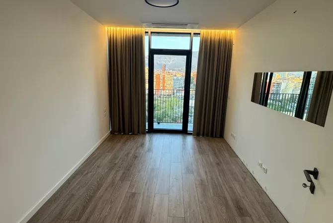 Qera, Apartament 2+1, Lake View, Tiranë - 160.000 leke| 125 m²