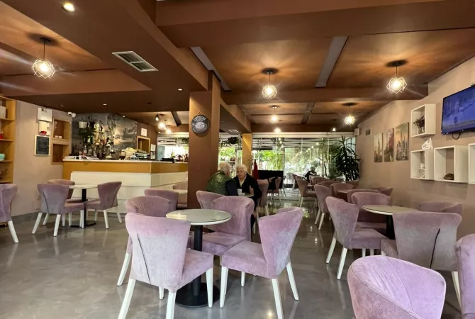 Casa privata/Indipendente in vendita a Tirana 4+1, Arredato