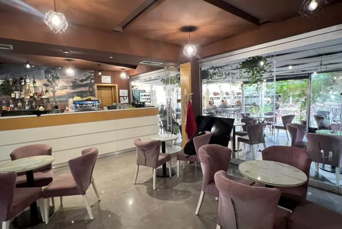 Casa privata/Indipendente in vendita a Tirana 4+1, Arredato