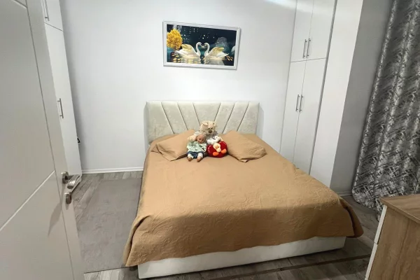 Shtepi ne shitje Apartament ne Tirane, 2+1, Mobilimi E mobiluar, Pagesa 135,000  Euro.