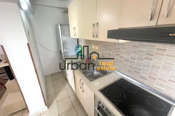 Shtepi me qera Apartament ne Tirane, 1+1, Mobilimi E mobiluar, Pagesa 350  Euro.