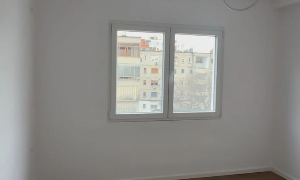 Apartment for sale in Tirana 1+1, Emty