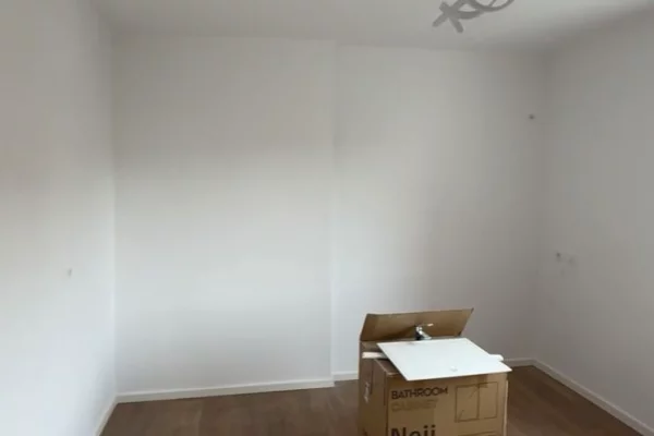 Apartment for sale in Tirana 1+1, Emty