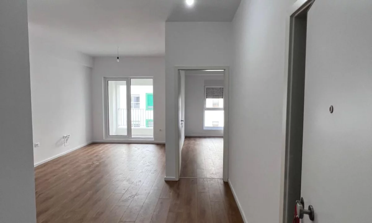 Apartment for sale in Tirana 1+1, Emty
