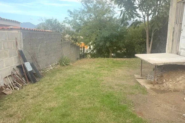 Truall ose Toke ne Tirane - 140,000 Euro