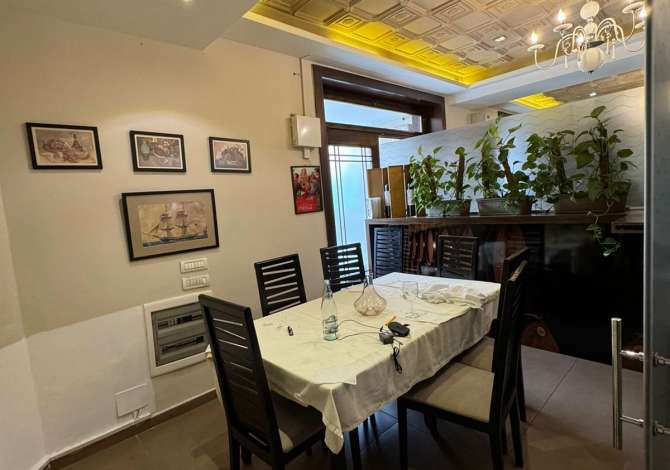 Jepet restorant peshku me qera