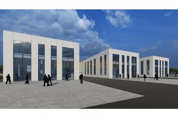 Shitet ,Kapanon Vaqarr , Tiranë