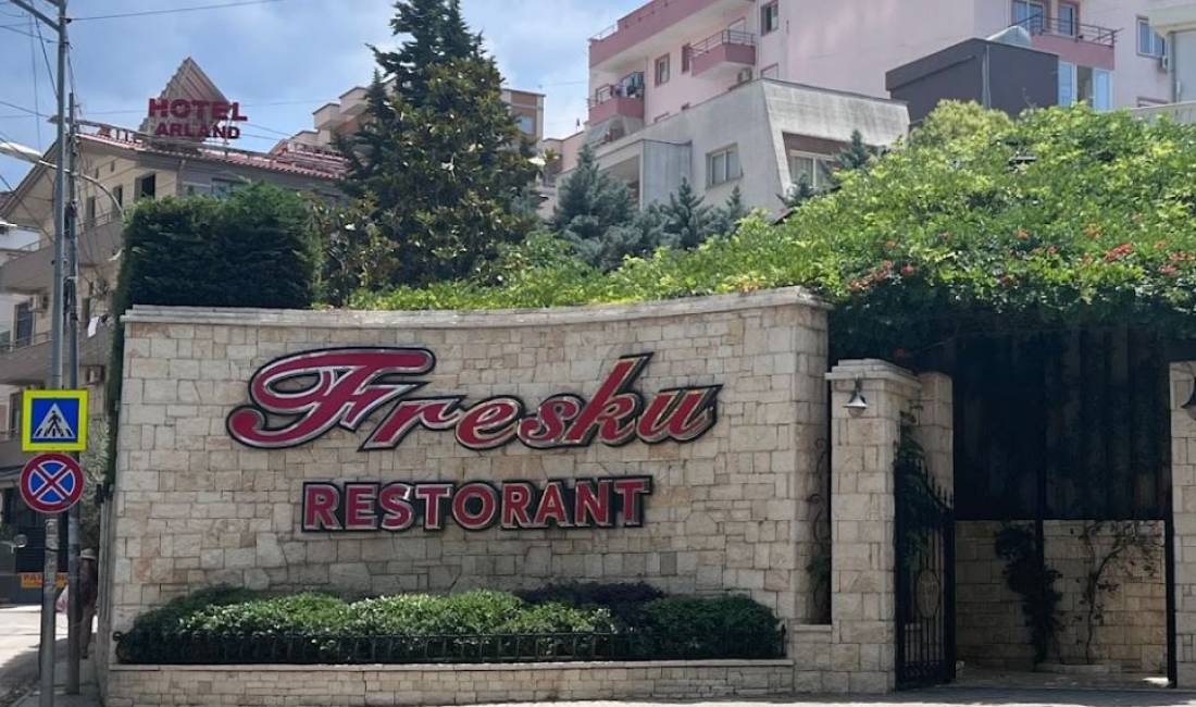 Tek Restorant Fresku Shitet Dyqan Perfekt Per Investim