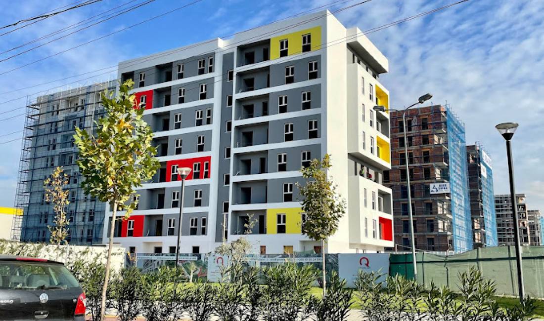Shtepi ne shitje Apartament ne Tirane, 1+1, Mobilimi Bosh, pa mobiluar, Pagesa 65,000  Euro.