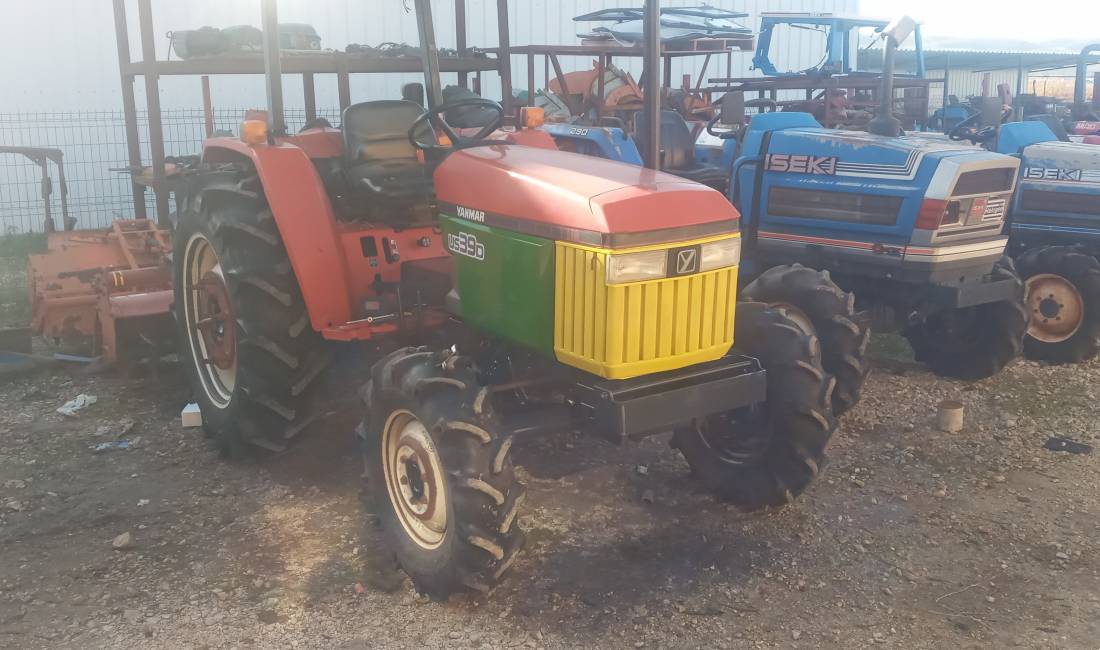 Traktor yanmar 40 HP