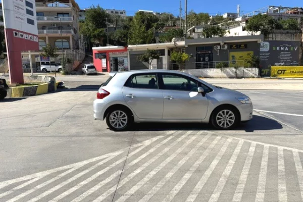 Cars for sale in Saranda, Toyota, 2010 Diesel,Kambio Manual Payment 5,300  Euro.