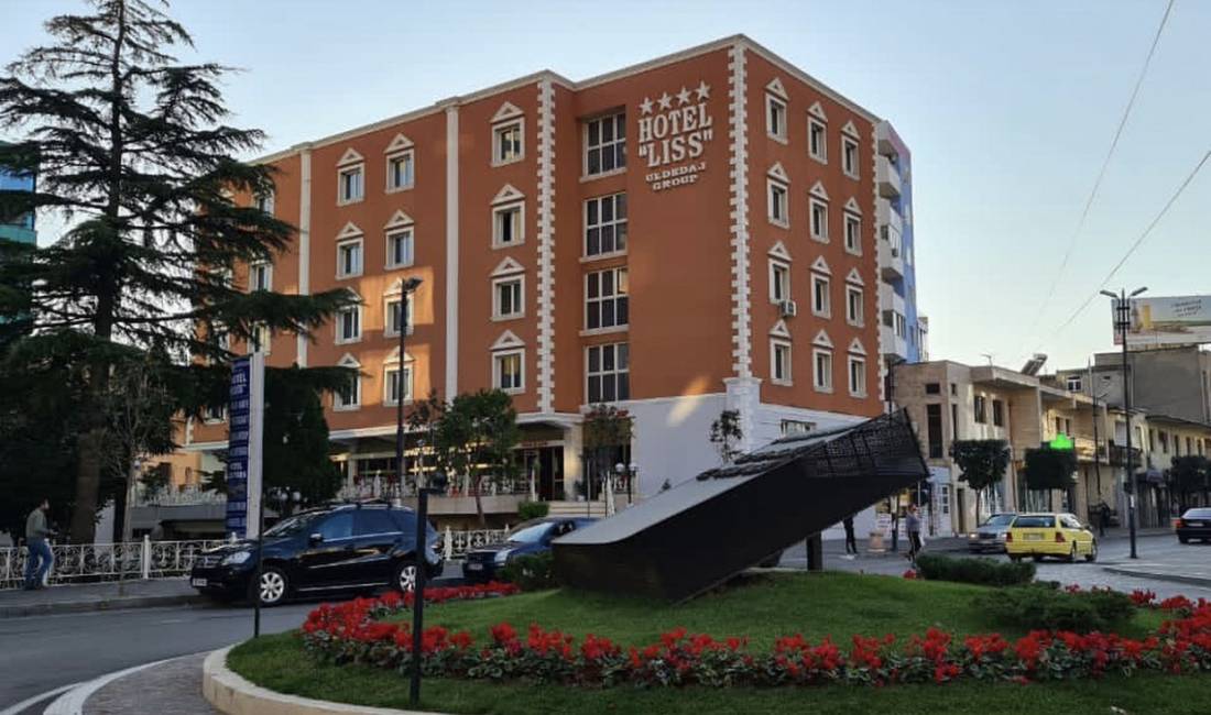 Offerte di lavoro a Alessio, Profession Kamarier, Staf per hotel , , Pagamento Trattabile.