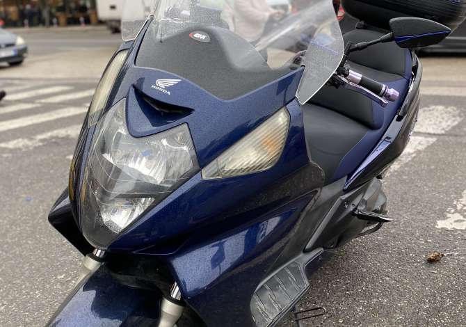 Motorra ne shitje ne Tirane - 2,300 Euro