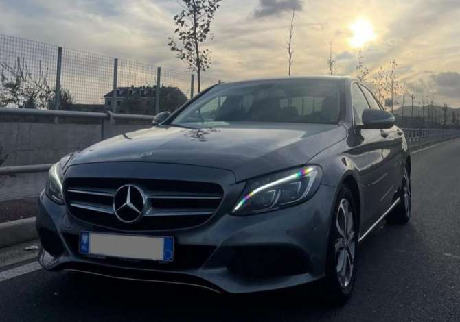 Jepet me qera Mercedes Benz C Class duke filluar nga 100 euro dita
