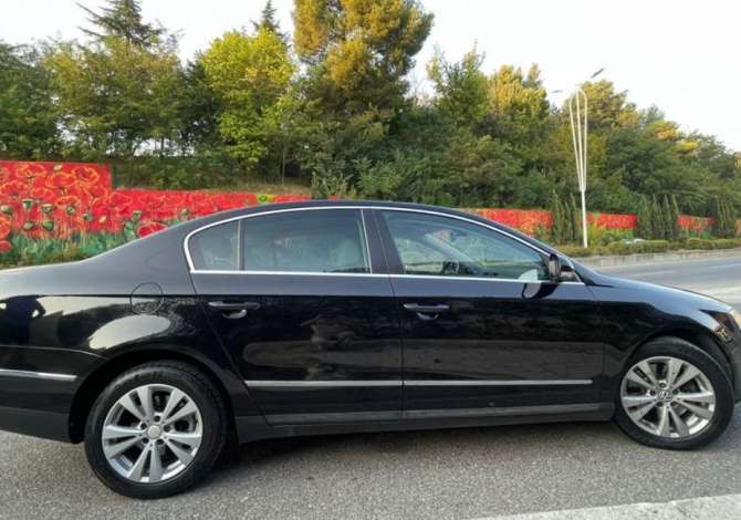 Noleggio Auto a Lushnja - 40 Euro