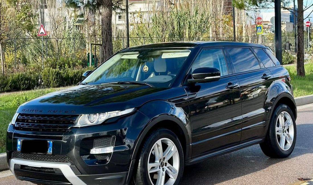  Jepet me qera Makina Range Rover Evoque duke filluar nga 90 euro ne dite