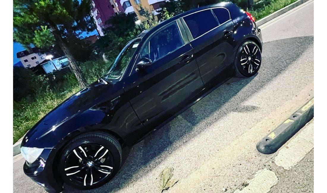Jepet me qera Makina BMW Seria 1 duke filluar nga 50 euro dita