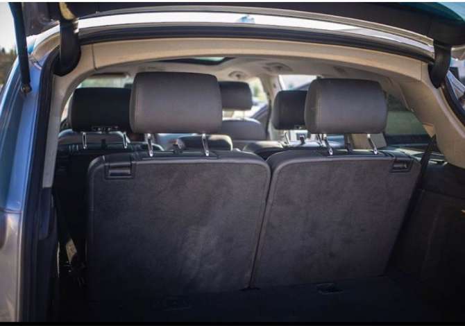 Jepet me qera Makina Audi Q7 duke filluar nga 100 euro dita