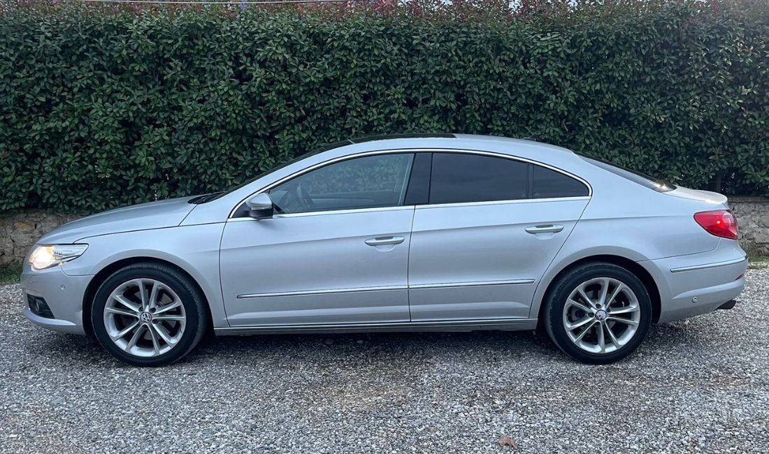 Jepet me qera Makina VolksWagen Passat CC duke filluar nga 45 Euro dita