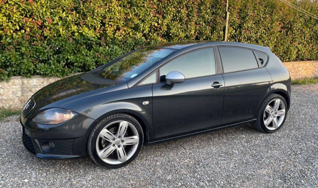 Jepet me qera Makina Seat Leone me cmim duke filluar nga 45 Euro dita