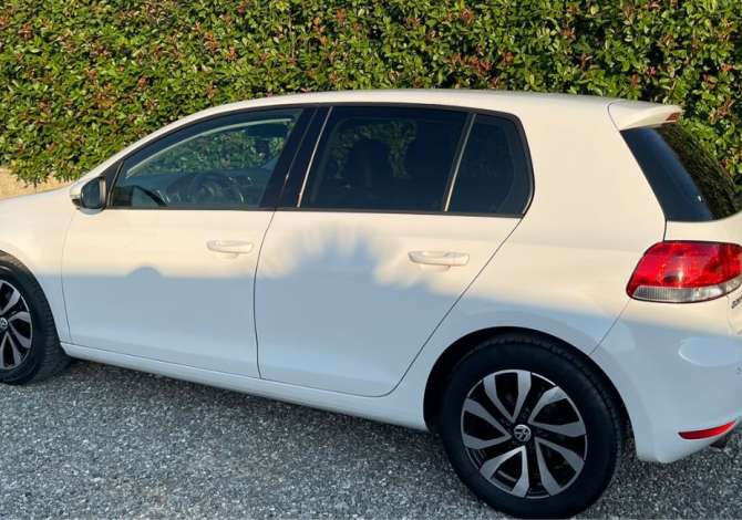 Noleggio Auto a Tirana - 40 Euro