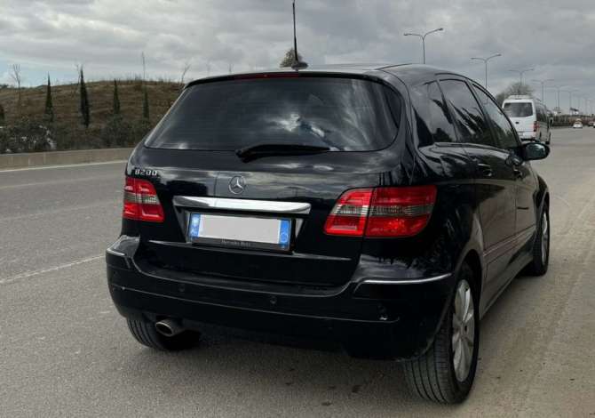 Noleggio Auto a Tirana - 27 Euro