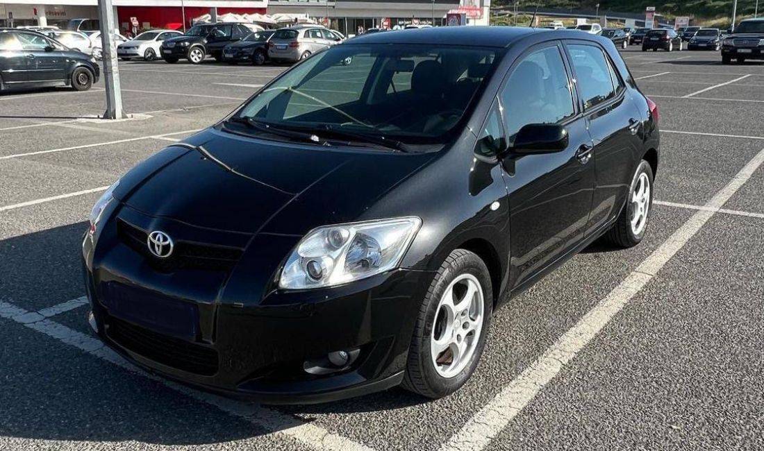 ✨  Jepet me qera makina Toyota Auris 30 Euro/Dita ✨
