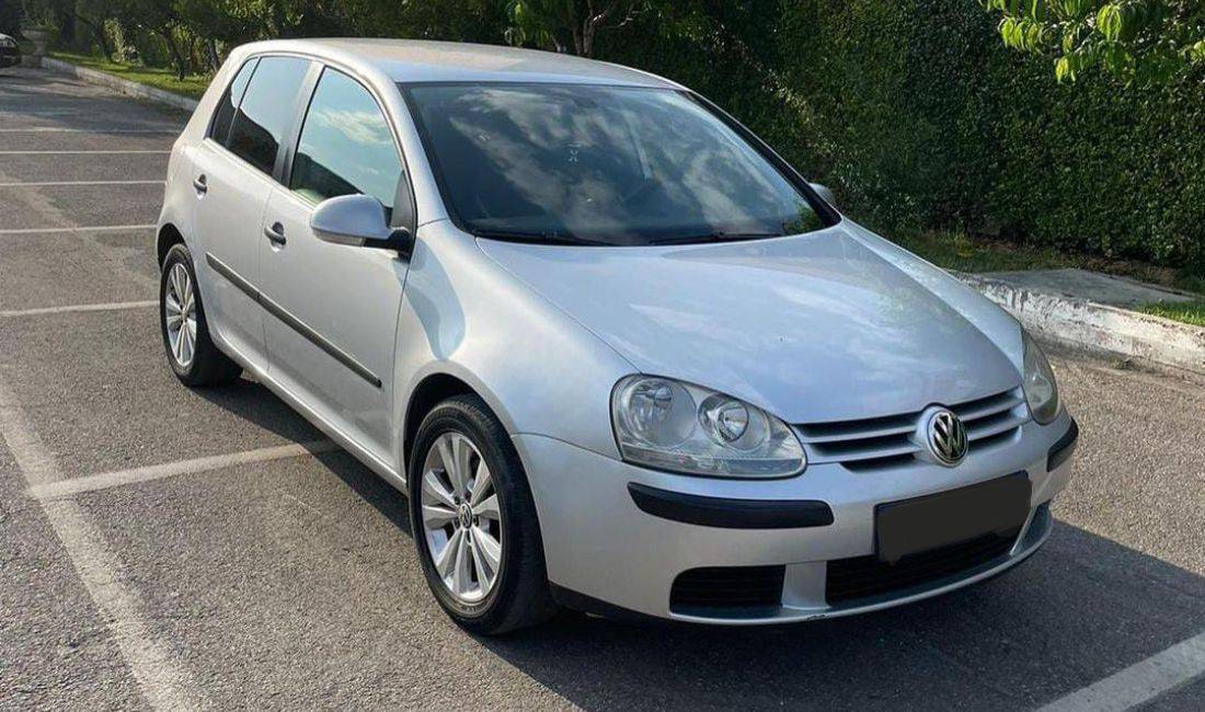 Jepet me qera Makina Volkswagen Golf 5 me cmim ditor duke filluar nga 25 Euro