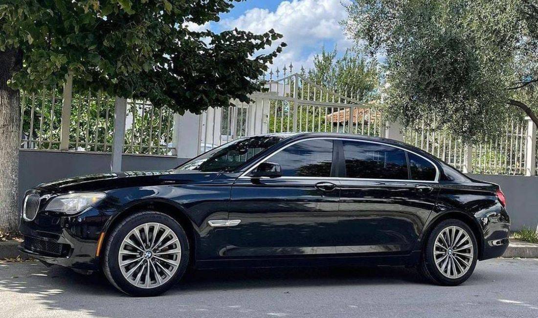 Jepet me qera Makina BMW Seria 7 me cmim ditor duke filluar nga 110 Euro dita