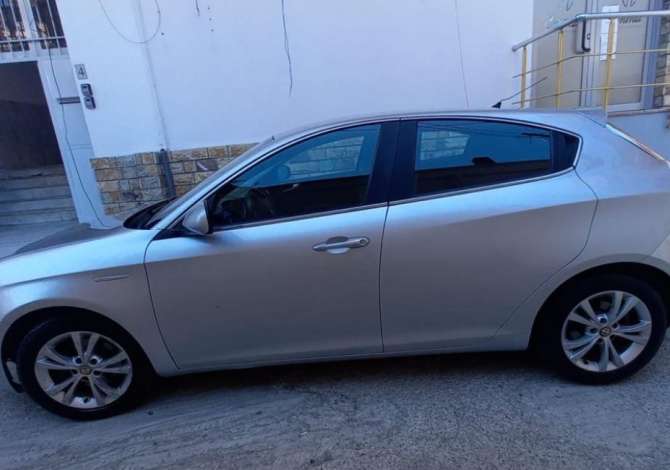 Makina me qera ne Tirane - 25 Euro