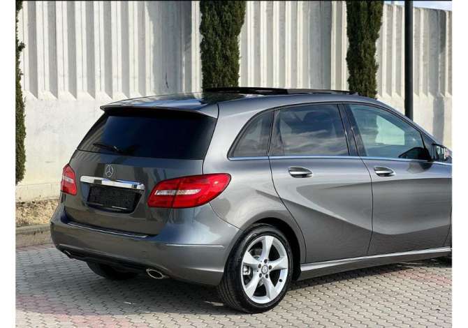 Auto in Vendita a Durazzo - 10,490 Euro