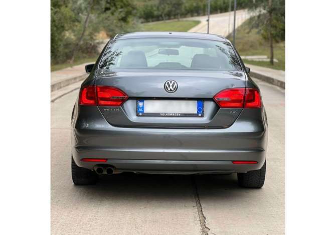 Makine me qera ne Rinas Tirane - Volkswagen Jetta me cmim ditor 40 Euro