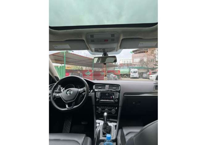 Volkswagen Golf 7 me qera, cmimi duke filluar nga 45 Euro dita