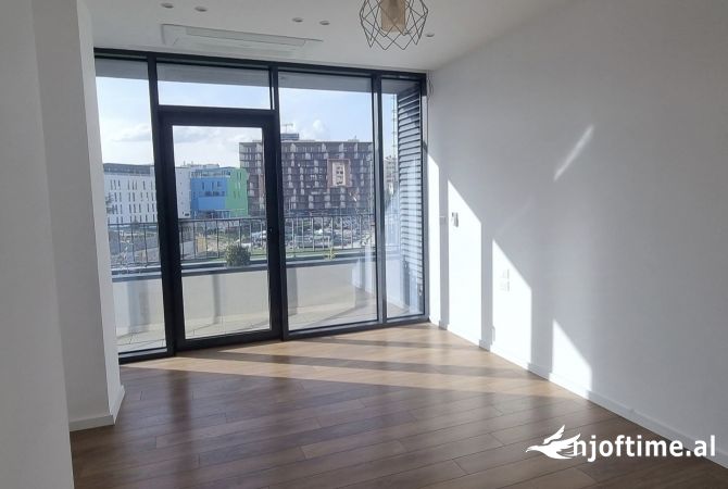 Jepet Me Qira Ambjent Biznesi 