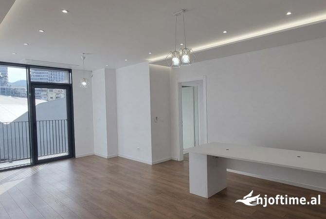 Jepet Me Qira Ambjent Biznesi 