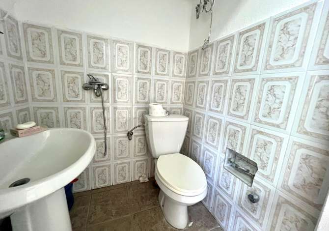 Ambient biznesi me qera 1+1 ne Tirane - 350 Euro