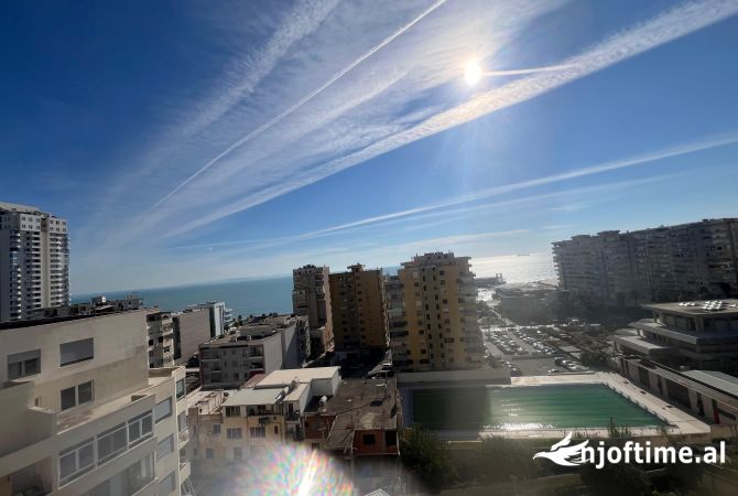 Shtepi ne shitje Apartament ne Durres, 3+1, Mobilimi E mobiluar, Pagesa 220,000  Euro.