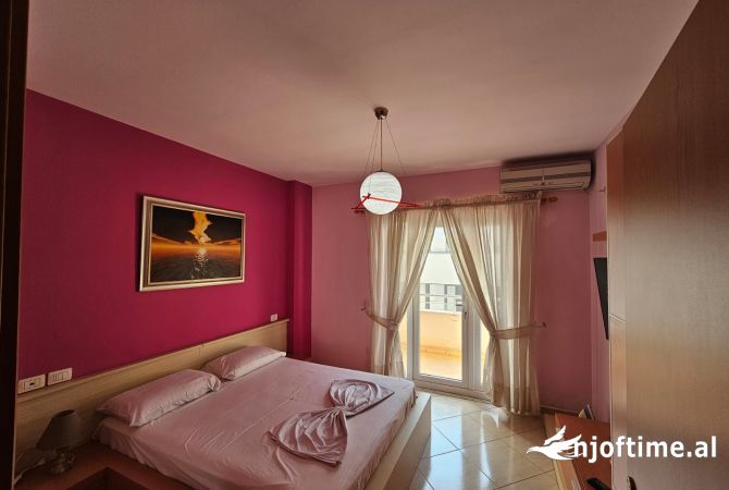 Shtepi ne shitje Apartament ne Durres, 2+1, Mobilimi E mobiluar, Pagesa 130,000  Euro.