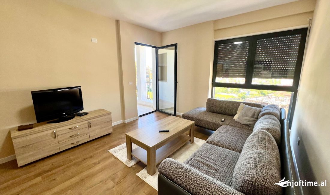 Shtepi me qera Apartament ne Tirane, 1+1, Mobilimi E mobiluar, Pagesa 400  Euro.