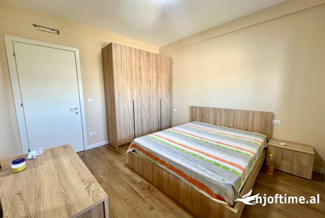 Shtepi me qera Apartament ne Tirane, 1+1, Mobilimi E mobiluar, Pagesa 400  Euro.
