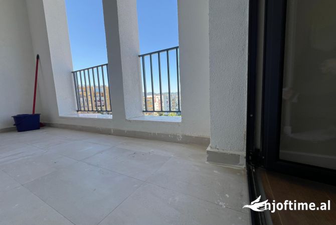 Shtepi me qera Apartament ne Tirane, 1+1, Mobilimi E mobiluar, Pagesa 400  Euro.