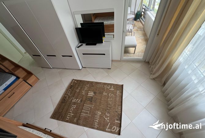 Shtepi ne shitje Apartament ne Durres, 2+1, Mobilimi E mobiluar, Pagesa 200,000  Euro.