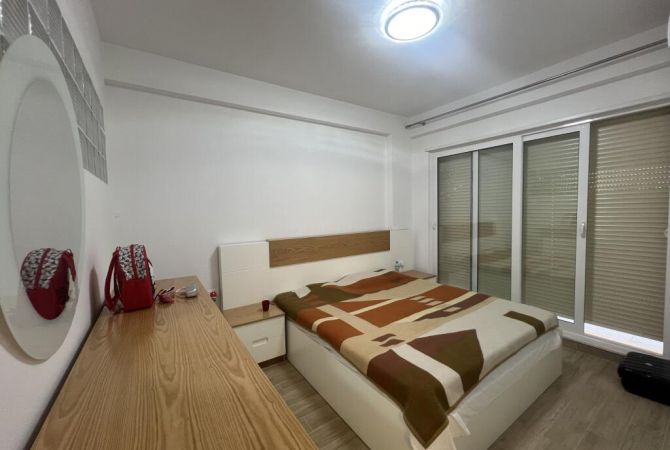 Shtepi ne shitje Apartament ne Durres, 2+1, Mobilimi E mobiluar, Pagesa 225,000  Euro.