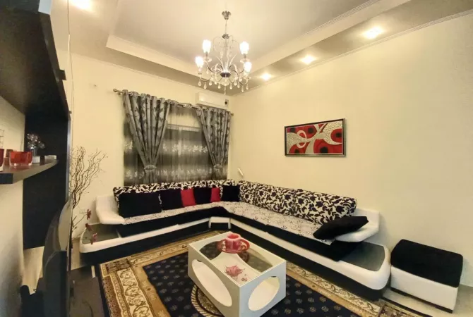 Shtepi me qera Apartament ne Tirane, 2+1, Mobilimi E mobiluar, Pagesa 400  Euro.